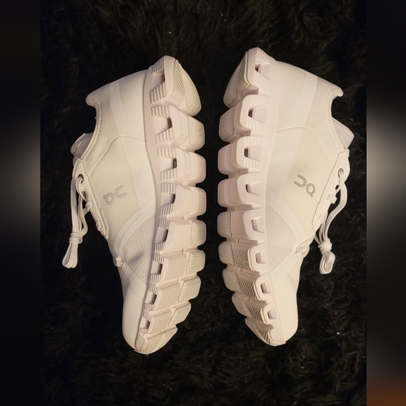 On Running Women Cloud X AD size 9.5 - Picture 10 of 16